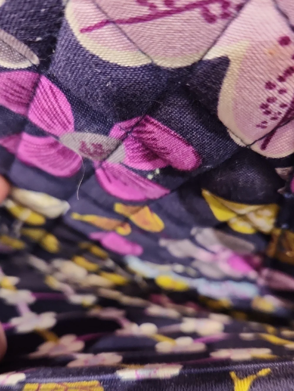 EUC Vera Bradley Floral Laptop Case 17 1/2